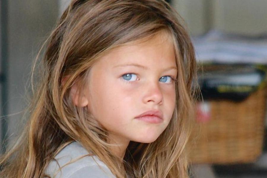 Αψεγάδιαστη χωρίς καμία αισθητική επέμβαση: Η πιο όμορφη 6χρονη στον κόσμο μεγάλωσε, μοιάζει με ζωντανή κούκλα και σαγηνεύει