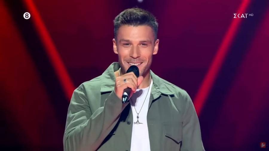 Εντυπωσίασε του κριτές του The Voice: Ο Σπύρος Ξενίδης είναι ο αστυνομικός που ξετρέλανε τους πάντες