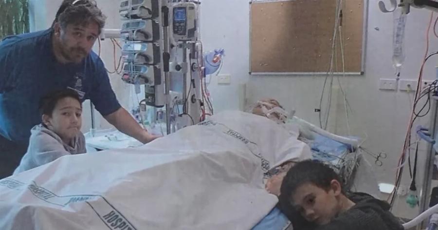 «Συνέχισε να παλεύεις, μην μας αφήνεις»: Η μητέρα που ακούγε την φωνή των παιδιών της όσο ήταν σε κώμα τα κατάφερε και γύρισε από τον θάνατο