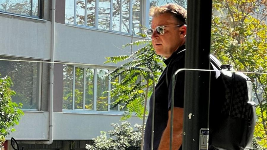 Δεν πήρε χαμπάρι πως τον τραβούσαν με το κινητό: Διέρρευσαν φώτο του Γιώργου Λιάγκα με μια μελαχρινή κούκλα, στην Κωνσταντινούπολη