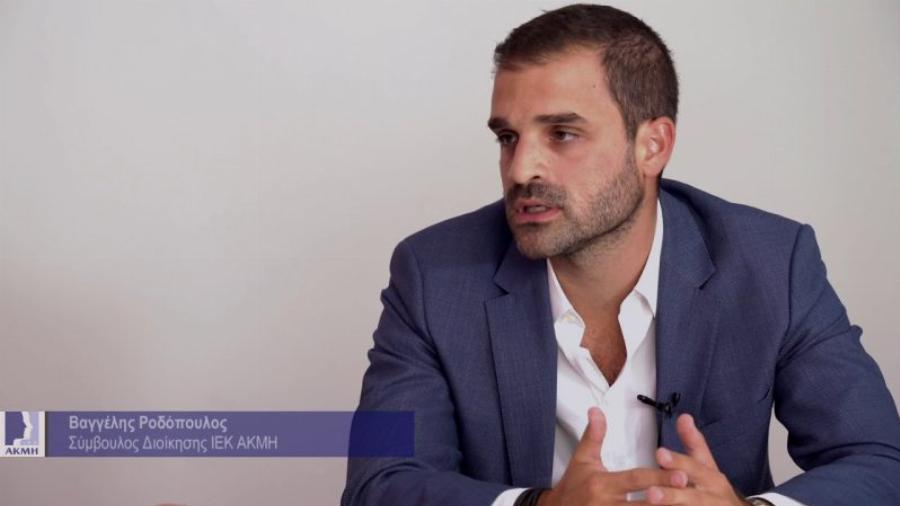 Κούκλος και επιτυχημένος επιχειρηματίας: Ο νέος σύντροφος της Κατερίνας Καινούργιου και το ταξίδι στο Λονδίνο