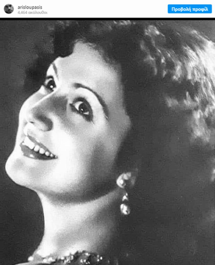 Ρένα Βλαχοπούλου: Το ξεκίνημα στο θέατρο, ο θυελλώδης έρωτας της με διάσημο Έλληνα ποδοσφαιριστή και η σπάνια φωτογραφία