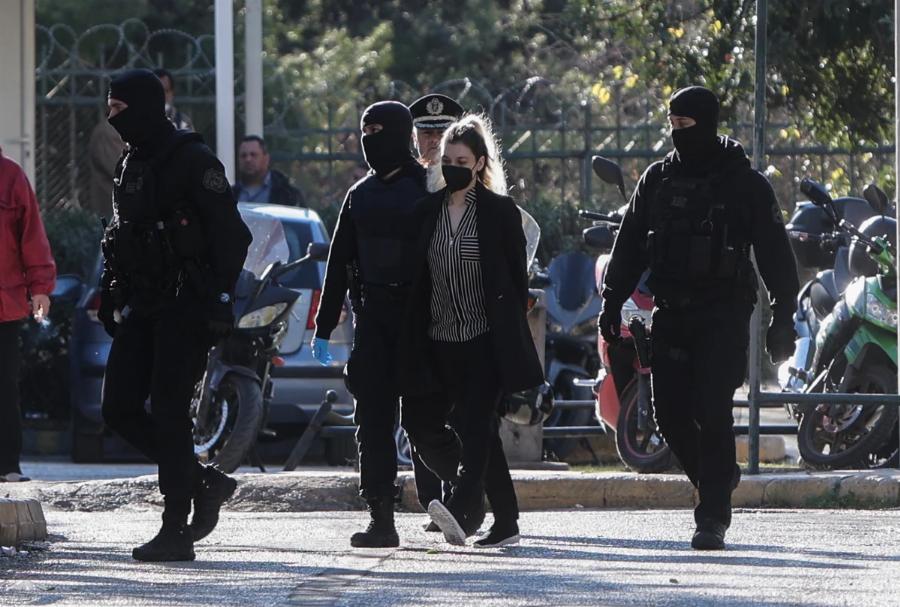 Λίγοι παρατήρησαν αυτή την λεπτομέρεια στο Φως στο Τούνελ: Η αναφορά της Αγγελικής Νικολούλη στην υπόθεση της Πάτρας