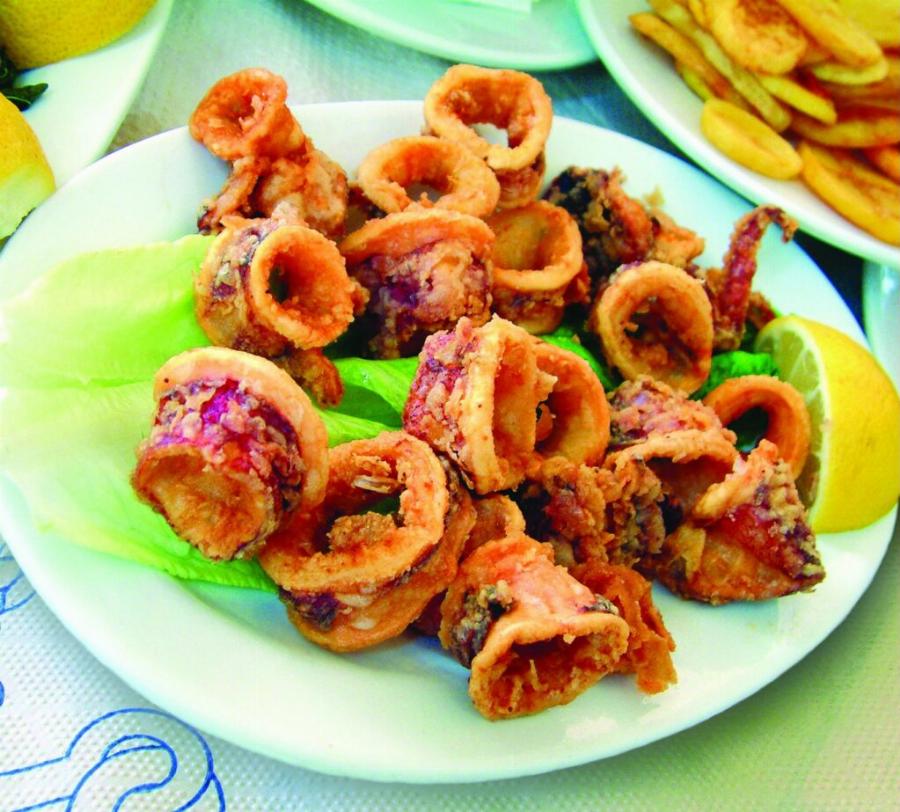 Για τους καλοφαγάδες της παρέας: Ταβέρνα στη Θεσσαλονίκη σε ταΐζει μέχρι σκασμού με 15 ευρώ