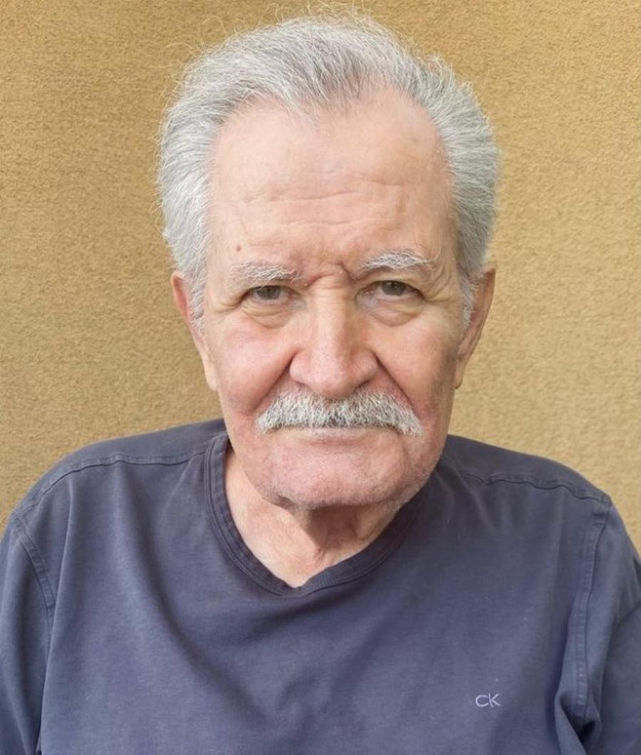 Βαρύ πένθος για την Τζένιφερ Άνιστον: Έφυγε από την ζωή ο Έλληνας πατέρας της