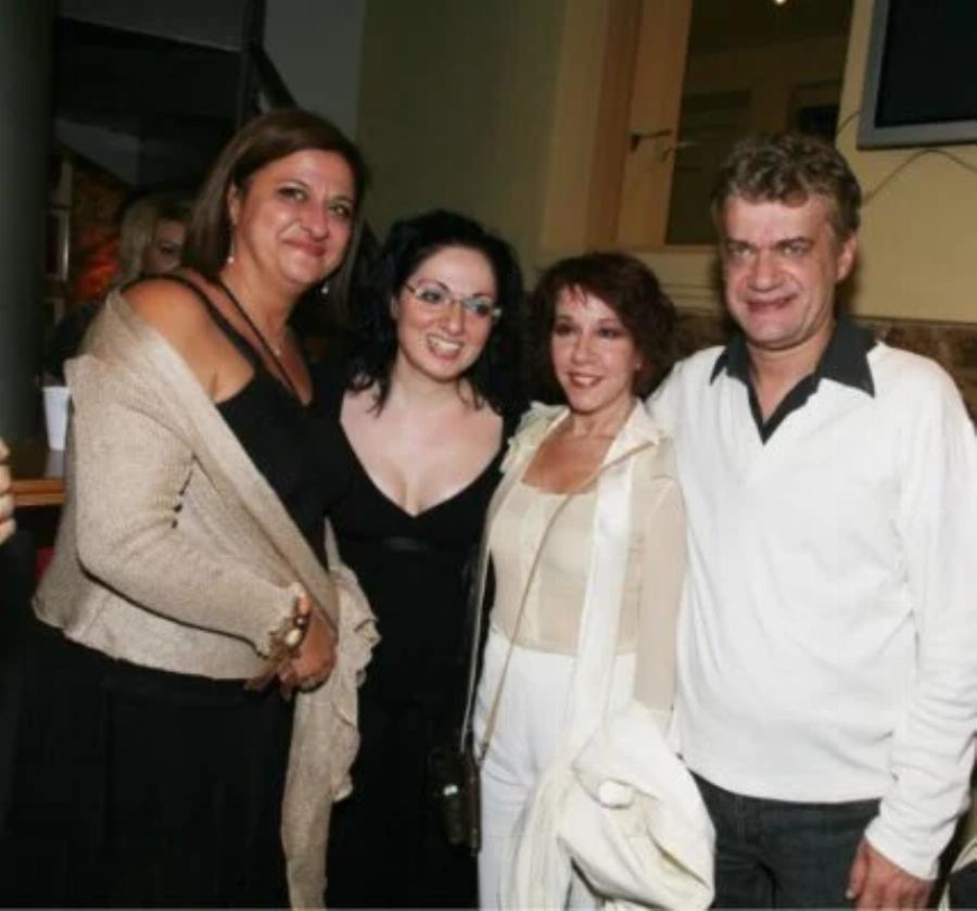 «Θεέ μου τι κρίμα»: Ανείπωτη θλίψη για την Ελισάβετ Κωνσταντινίδου, συγκλονισμένη προσπαθούσε να κάνει δηλώσεις