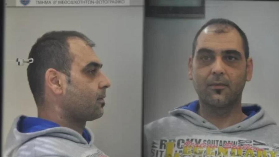 Είχε καταδικαστεί σε 26 χρόνια αλλά αφέθηκε ελεύθερος: Aυτός είναι ο βιαστής με το λευκό βαν που έχει προκαλέσει τρόμο στη Λαυρεωτική