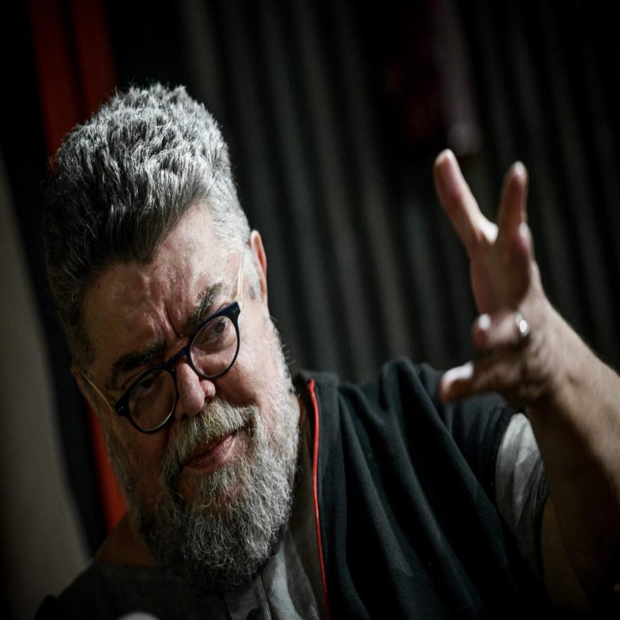 Σταμάτης Κραουνάκης για τις καταγγελίες: «Ο Πατέρας Αντώνιος βραβευμένος διεθνώς για το έργο του, έχω δικαίωμα να ρίξω στο τραπέζι την αμφιβολία μου»