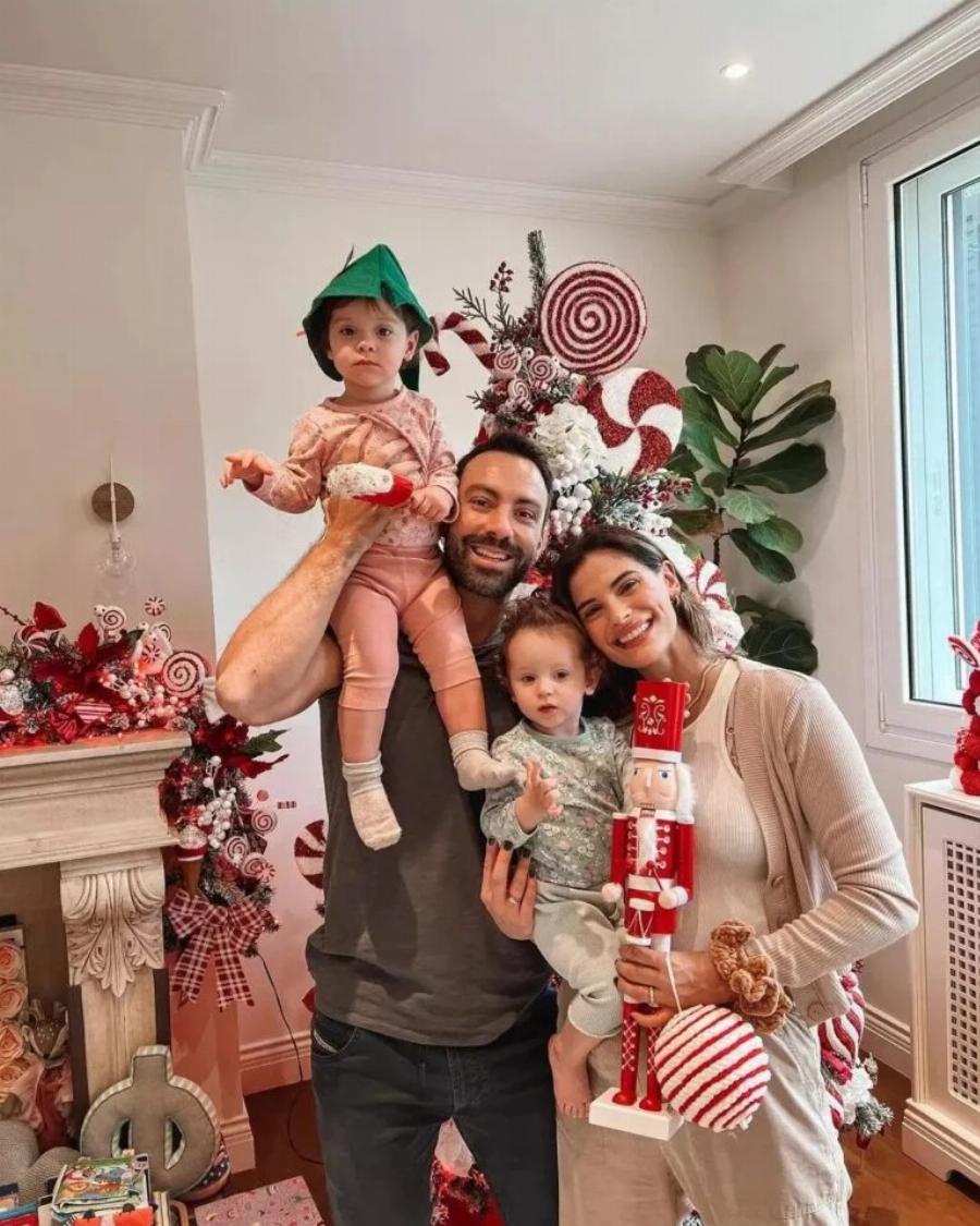 Το εντυπωσιακότερο χριστουγεννιάτικο δέντρο: «Βγαλμένο από το Hollywood» – Η υπερπαραγωγή διαόσμηση των Μπόμπα και Τανιμανίδη