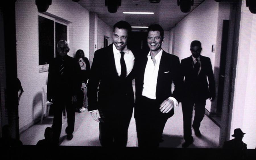 Χαμός στην πρεμιέρα Ρουβά-Αργυρού: Τα τρυφερά λόγια, η αφιέρωση του Σάκη στην Κάτια και οι διάσημοι που έδωσαν το παρών