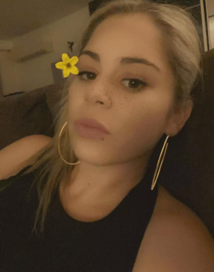 Στάθηκε ξανά στα πόδια της: Η νέα δουλειά της κόρης του αρτοβιομήχανου Κατσέλη ως nail artist