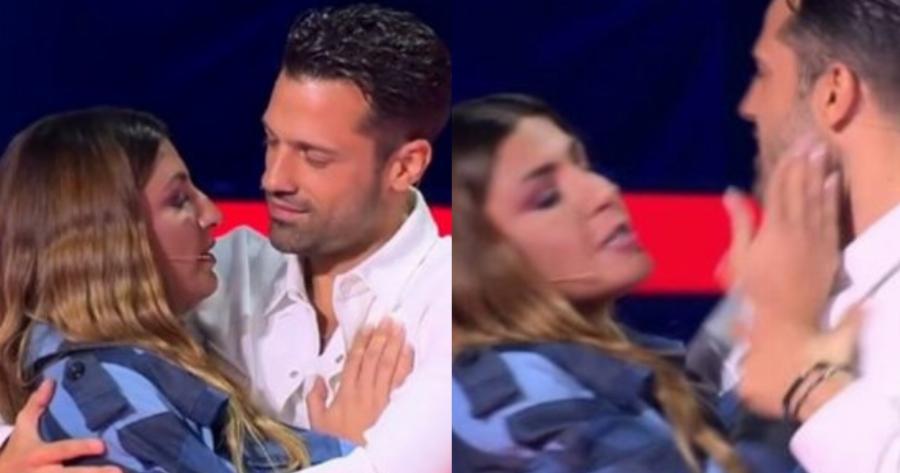 Μετάνιωσε πικρά το μπλοκάρισμα στο The Voice: Το «χαστούκι» της Έλενας Παπαρίζου στον Κωνσταντίνο Αργυρό