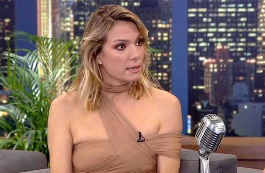 Βίκυ Καγιά: «Με φλέρταρε ο Τζουντ Λο, ενώ έβγαινε με την Σιένα Μίλερ»