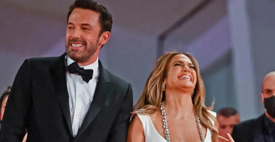 Με το ένα πόδι έξω από τον γάμο ο Μπεν Άφλεκ: «Δυστυχισμένος στο πλευρό της Λόπεζ, έγινε μαριονέτα της»