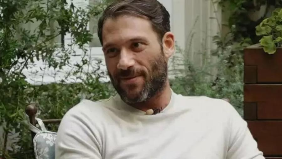 Αντίνοος Αλμπάνης: «Εν αγνοία μου έκανε λογαριασμό με το όνομά μου και έκλεινε ραντεβού με ανήλικες»