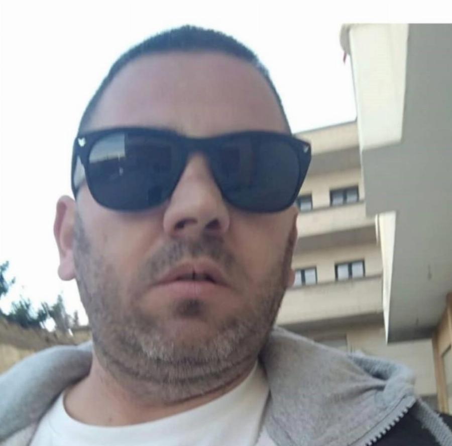 Παλαιό Φάληρο: Ο αδερφός του 45χρονου καταγγέλει, «τον έχουν σπάσει στο ξύλο»