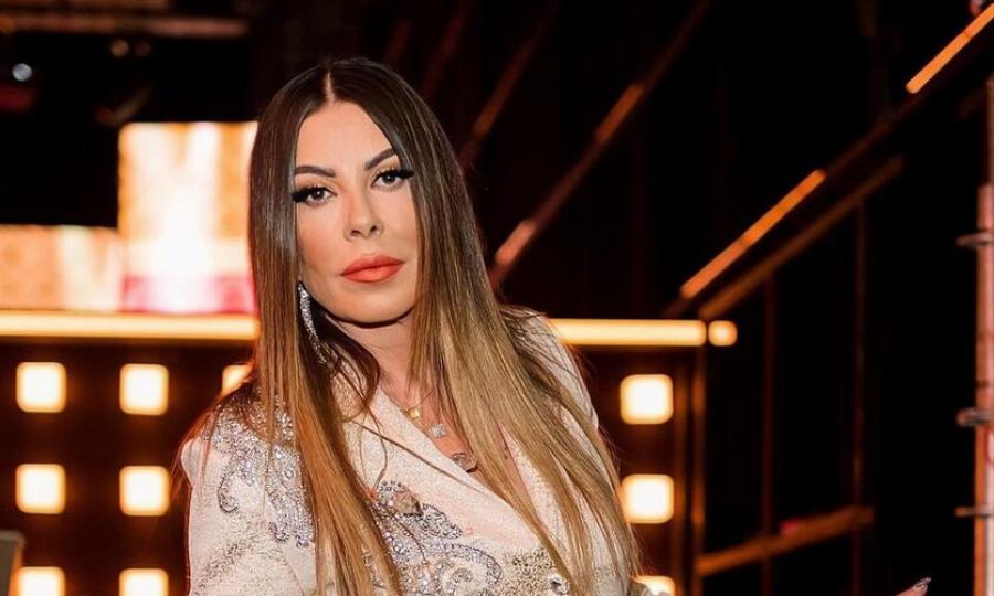 Η Άντζελα Δημητρίου αποκαλύπτει: «Είμαι ωραία γυναίκα και με φλερτάρουν στα social»