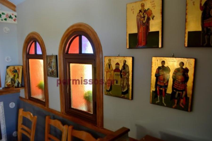 Ο Άγιος φανερώθηκε στα όνειρα του: Άντρας έβλεπε τον Άγιο Ιωάννη τον Ρώσο στον ύπνο του και έχτισε ένα πανέμορφο εκκλησάκι προς τιμήν του στη Θήβα