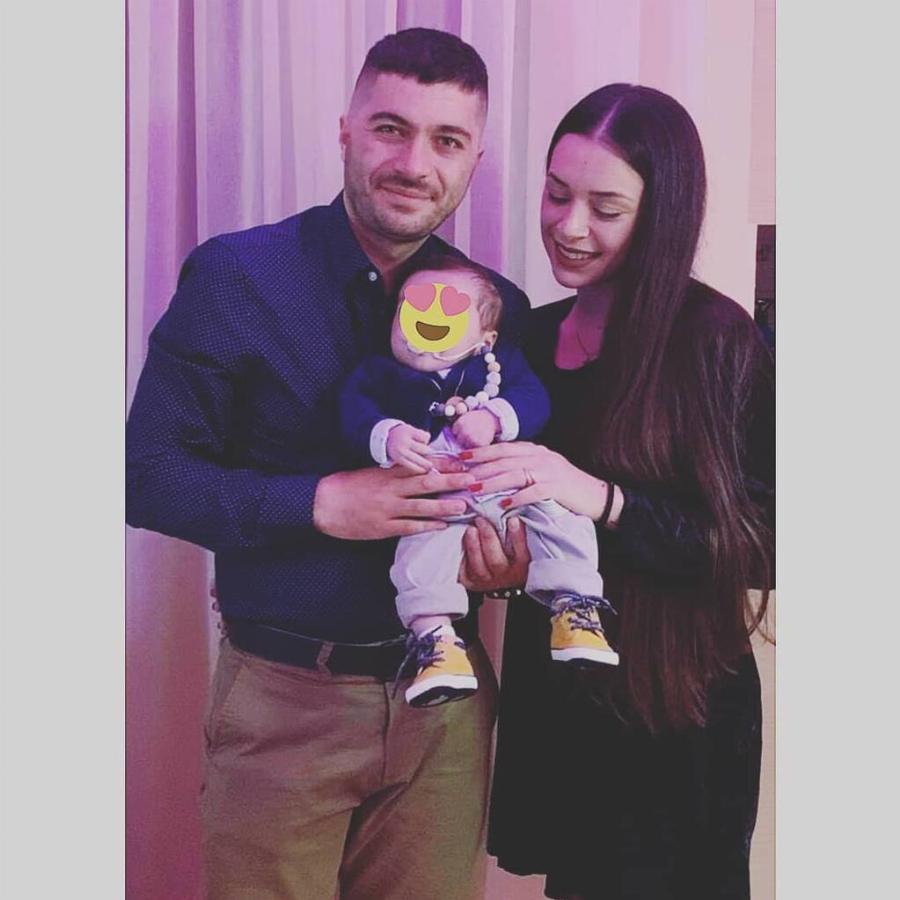 «Και ακαθαρσίες μπορώ να καθαρίσω για το παιδί και τη γυναίκα μου»: Ο Άρης Τσάπης δέχτηκε αρνητικά σχόλια για την δουλειά του σε ταβέρνα και κλείνει στόματα με λίγα λόγια