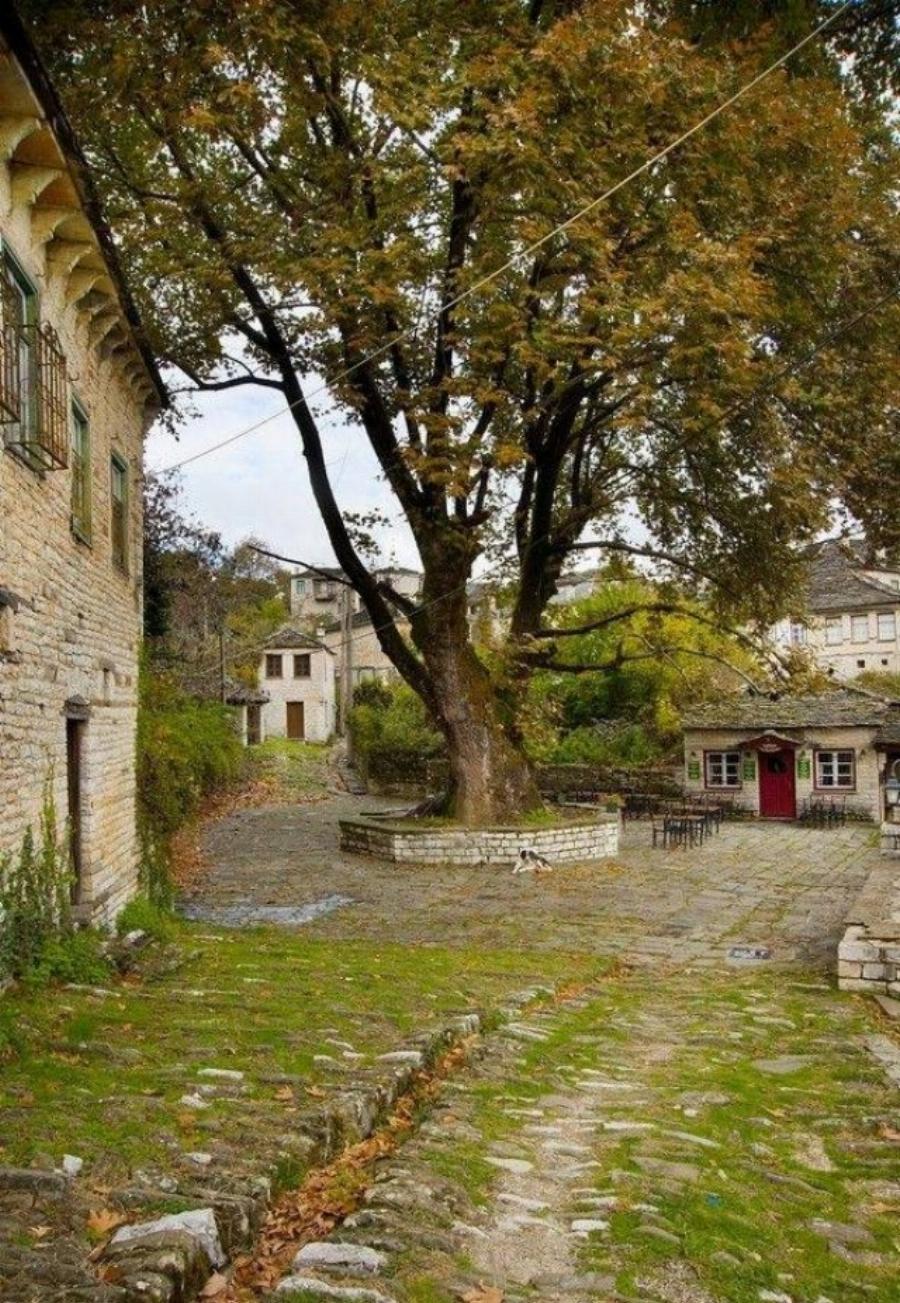 Τα 5 χωριά που είναι οι απόλυτοι χειμερινοί προορισμοί: Το μαγευτικό τοπίο και γιορτινό κλίμα της εποχής