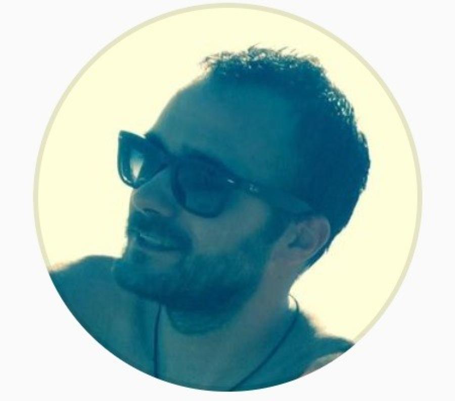 Ίδιος με τον Μιχάλη Λεβεντογιάννη: Αυτός είναι ο άγνωστος αδελφός του, ο Δημήτρης που τον λατρεύει