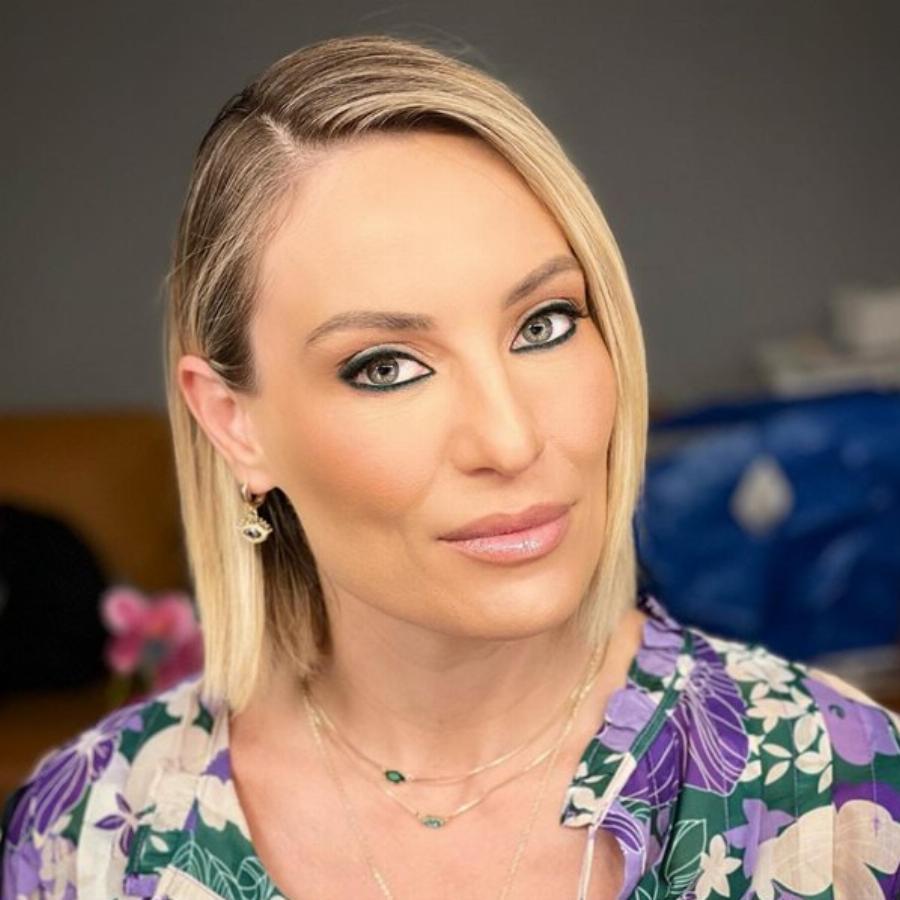 Καθηλώνει η Ελεονώρα Μελέτη: «Είχα καταλήξει να είμαι η σκιά του εαυτού μου, να μη θέλω να βγω απ’ το σπίτι»