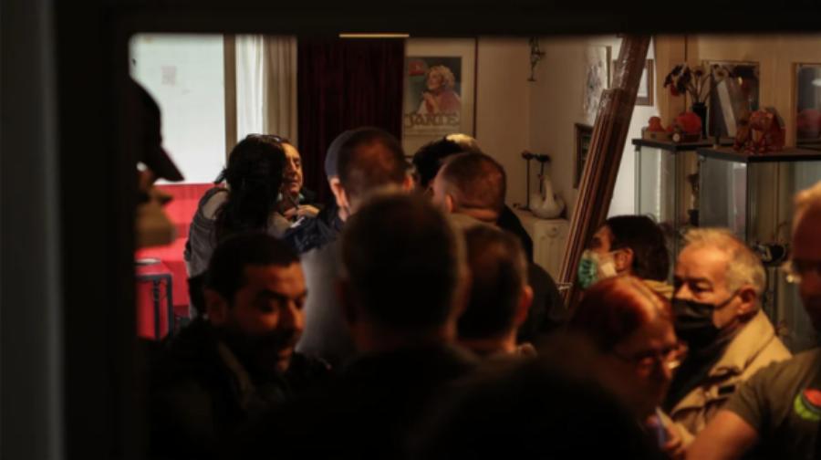 Τραγικές στιγμές για τη δημοσιογράφο Ιωάννα Κολοβού: Της έσπασαν τη πόρτα και της πήραν το σπίτι για χρέος σε πιστωτική κάρτα