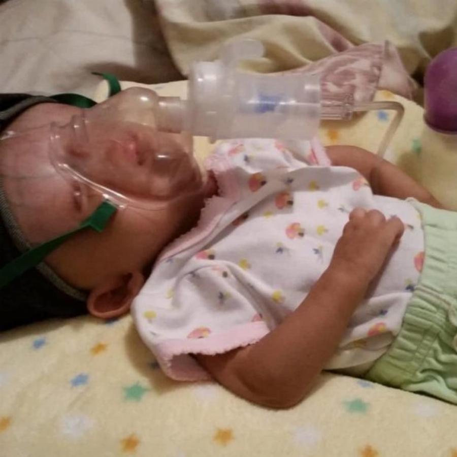 Μια μητέρα συγκινεί: «Δεν είναι εξωγήινος το παιδί μου, είναι μία πραγματική μαχήτρια»