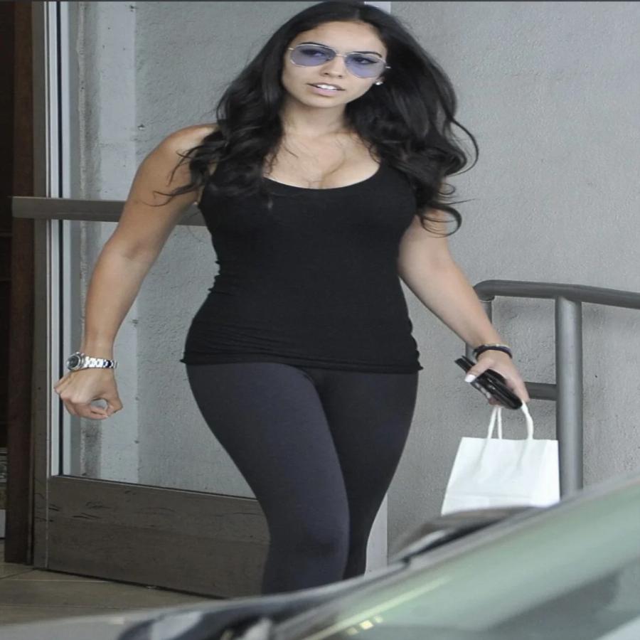 Μελαχρινή καλλονή και 28 ετών: Η νέα σύντροφος του 81χρονου Αλ Πατσίνο δεν έχει θέμα με τη διαφορά ηλικίας