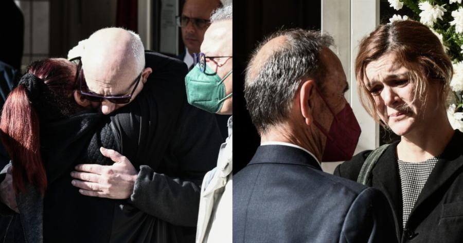 «Έφυγε» ξεχασμένη: Ελάχιστος κόσμος βρέθηκε στην κηδεία της Μίνας Αδαμάκη