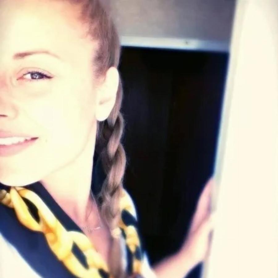 Ανείπωτη θλίψη στην Ύδρα: «Έσβησε» η 35χρονη Κέλλυ, νικημένη από τον καρκίνο