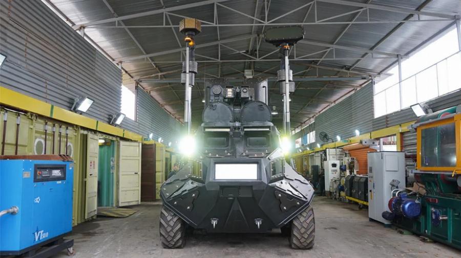 Μινώταυρος: Το ρομποτικό όχημα με σύστημα λέιζερ για την κατάρριψη drones που κατασκεύασε Λαρισαίος επιχειρηματίας