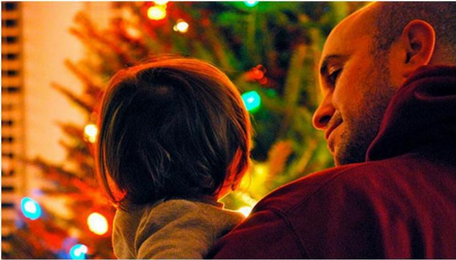 Έχασα τη γυναίκα μου και χθες στόλισα το δέντρο μας