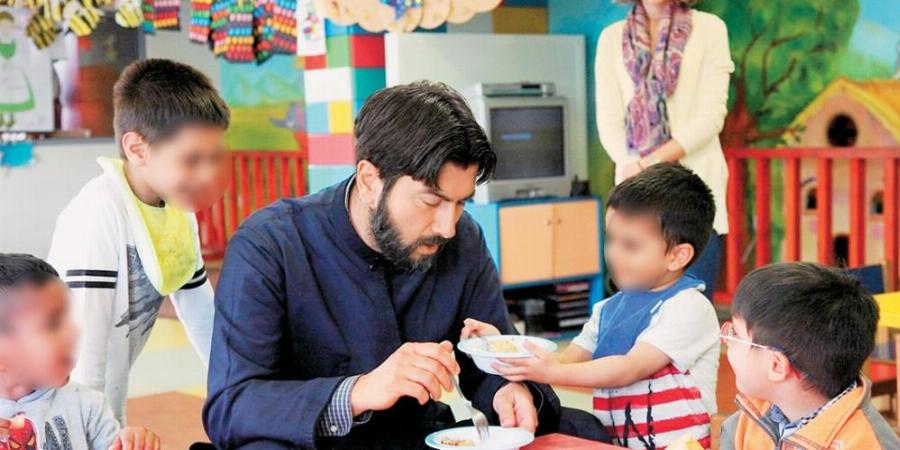 Η Έλενα Ακρίτα αποκαλύπτει για τις καταγγελίες: «Υπήρξα εθελόντρια στην Κιβωτό του Κόσμου. Τον πατέρα Αντώνιο τον εκτιμούσα και τον εμπιστευόμουν.»