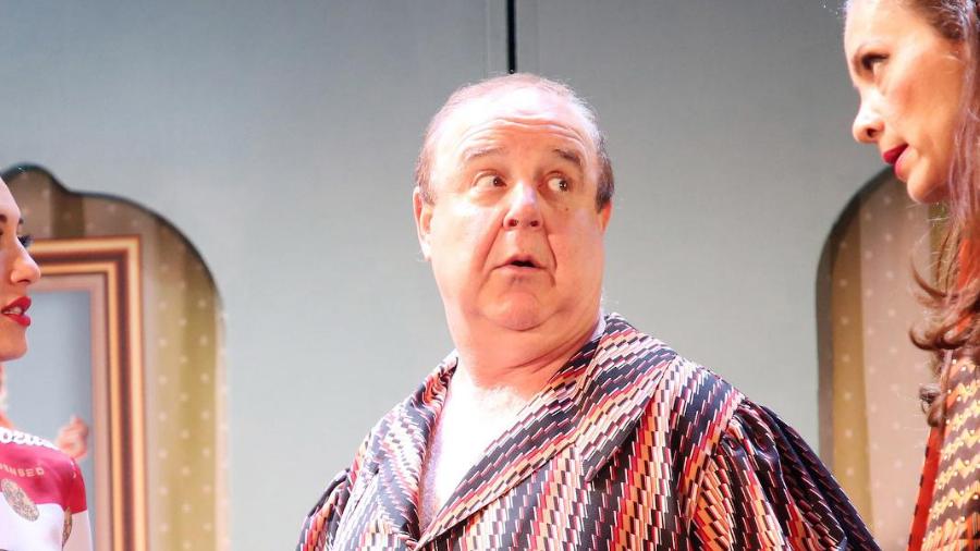 Νέο επάγγελμα για τον Παύλο Χαϊκάλη: Χρεώνει 90 ευρώ την συνεδρία για να σας διαβάσει τον αστρολογικό χάρτη