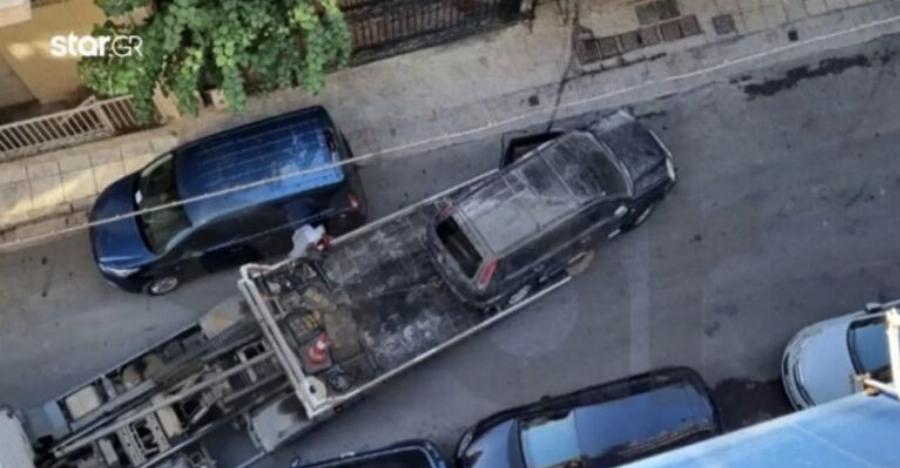 Στάχτη το αμάξι του βιαστή της 12χρονης: Οι πολίτες εξέφρασαν την οργή τους για το αποτρόπαιο έγκλημα