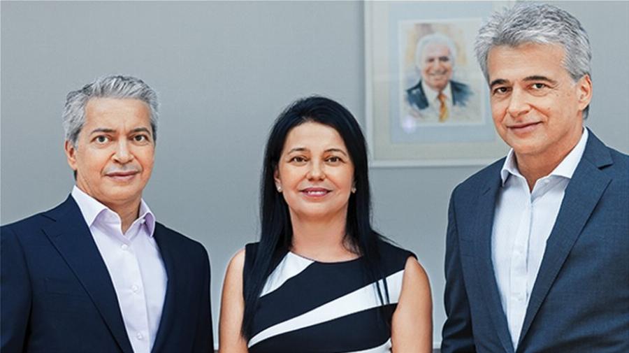 Από το μηδέν στην απόλυτη επιτυχία: Η φτωχή οικογένεια Σκλαβενίτη που πήγε κόντρα στις πολυεθνικές και κατέκτησε την κορυφή