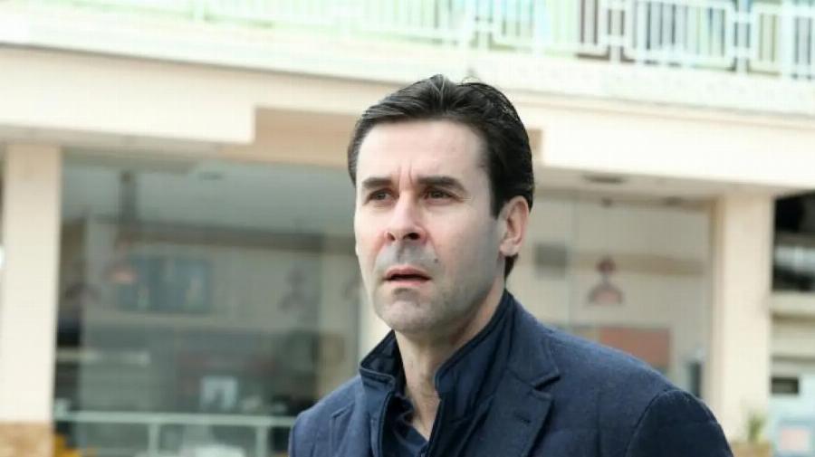 Καμπάνα στον Βασίλη Τσιάρτα: Φυλάκιση 10 μηνών και 5.000 ευρώ πρόστιμο για ομοφοβικές δηλώσεις στα social media