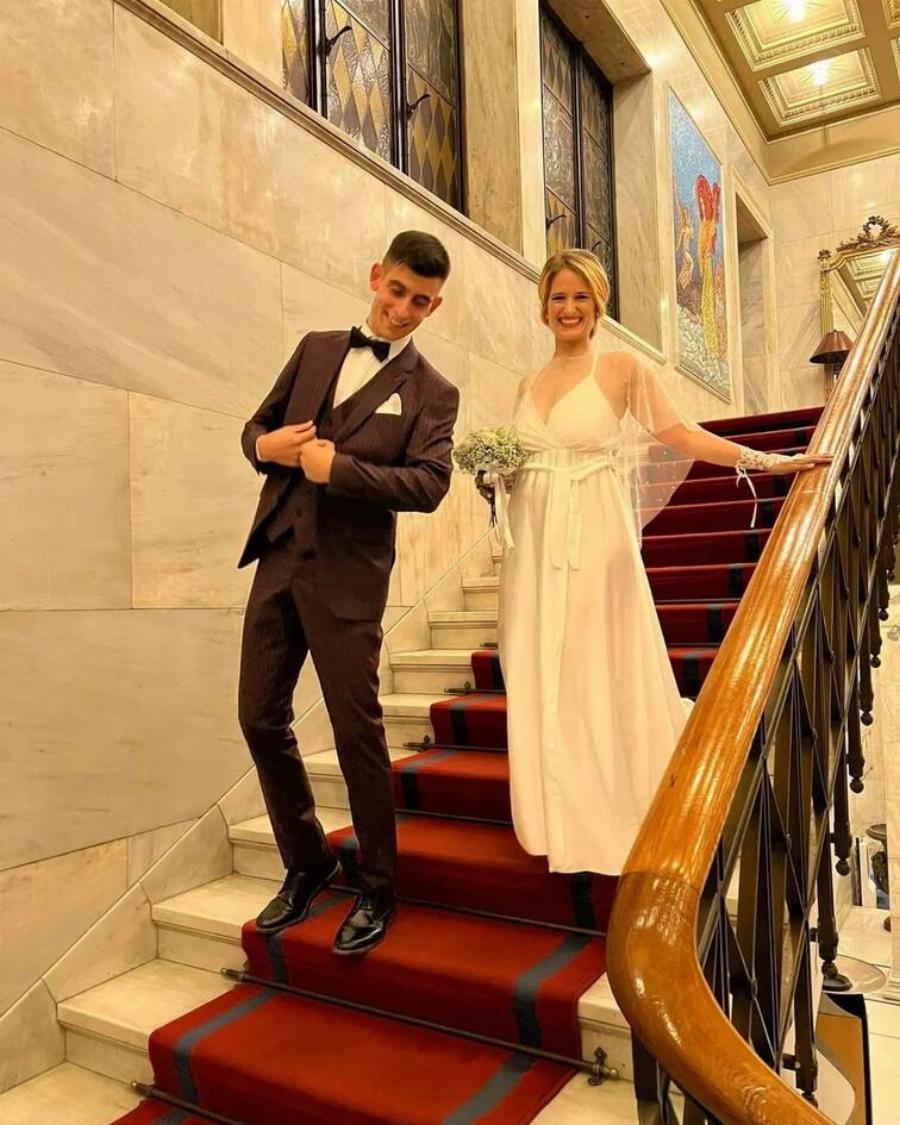 Γάμος με άρωμα GNTM: Αυτός είναι ο πρώην παίκτης που παντρεύτηκε και σύντομα θα γίνει μπαμπάς