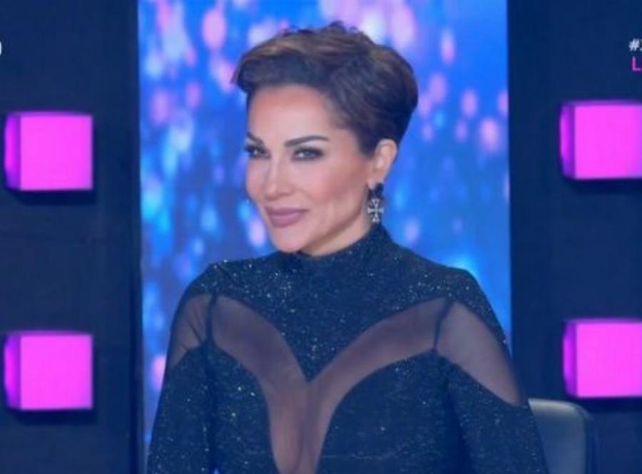 Όλοι μιλάνε για τα μαλλιά της: «Κλάμα» στο Twitter για το αγορέ μαλλί της Δέσποινας Βανδή