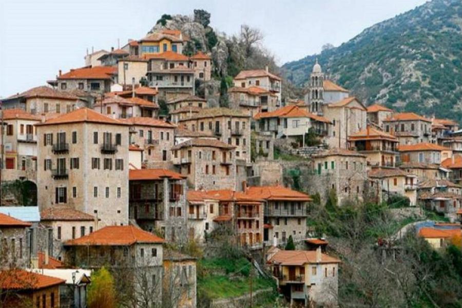 Χειμερινές διακοπές για όλους: Τα 3+1 προγράμματα που «τρέχουν» – 6 ημέρες και 150 ευρώ με επιδότηση