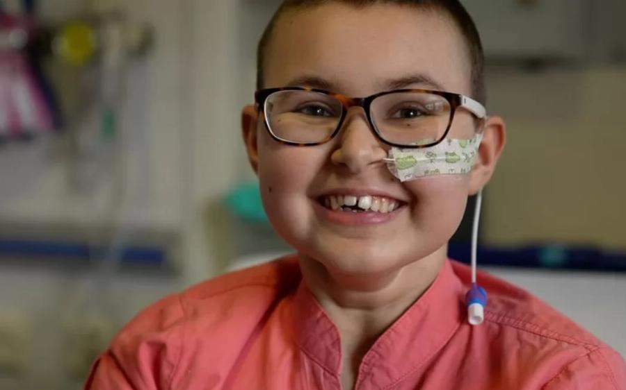 Με τη δύναμη της θέλησης έγινε το θαύμα: 13χρονο κορίτσι «νίκησε» επιθετικό καρκίνο χάρη σε μια επαναστατική θεραπεία