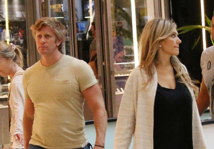 Κατέρρευσε και τα πήρε όλα πάνω του: Ο σύζυγος της Εύας Καϊλή ομολόγησε – “Aφήστε την ελεύθερη να πάει στη κόρη μας “