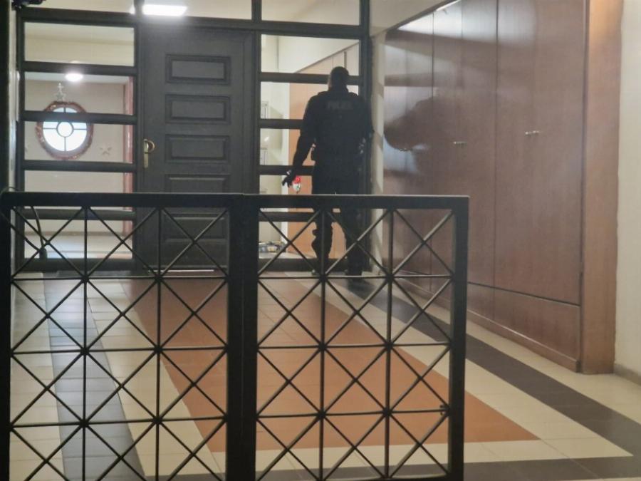 Έγκλημα στη Θεσσαλονίκη: Αυτός είναι ο 29χρονος που δολοφόνησε με κουζινομάχαιρο τη μητέρα του