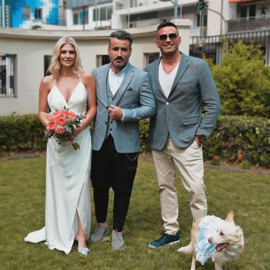 Παραμυθένια νυφικά και χλιδάτες δεξιώσεις: Οι 25 γάμοι διάσημων Ελλήνων που έγιναν πρωτοσέλιδα το 2022