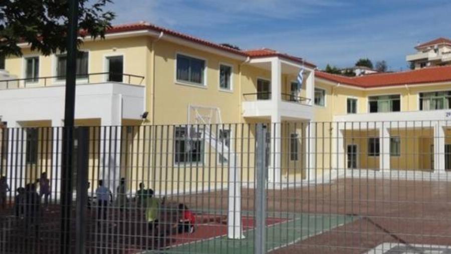 Το τραγικό τέλος της Ελευθερίας: Η δασκάλα που βρήκε φρικτό θάνατο ενώ στόλιζε το σχολείο για Χριστούγεννα