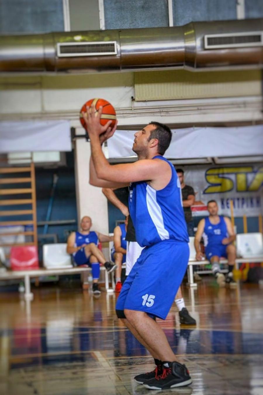 «Έφυγες νωρίς γίγαντα»: Ανείπωτος θρήνος στην ΕΛ.ΑΣ για τον Μιχάλη – «Έφυγε» από καρδιακό επεισόδιο