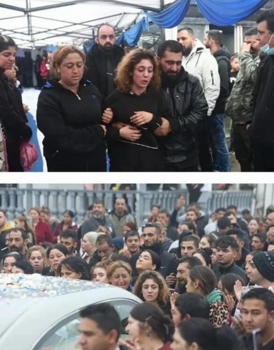 «Τσακίζουν κόκαλα» οι εικόνες από την κηδεία του 16χρονου Ρομά: Το μοιρολόι της μάνας και το «αντίο» με τραγούδια και το αγαπημένο του ποτό