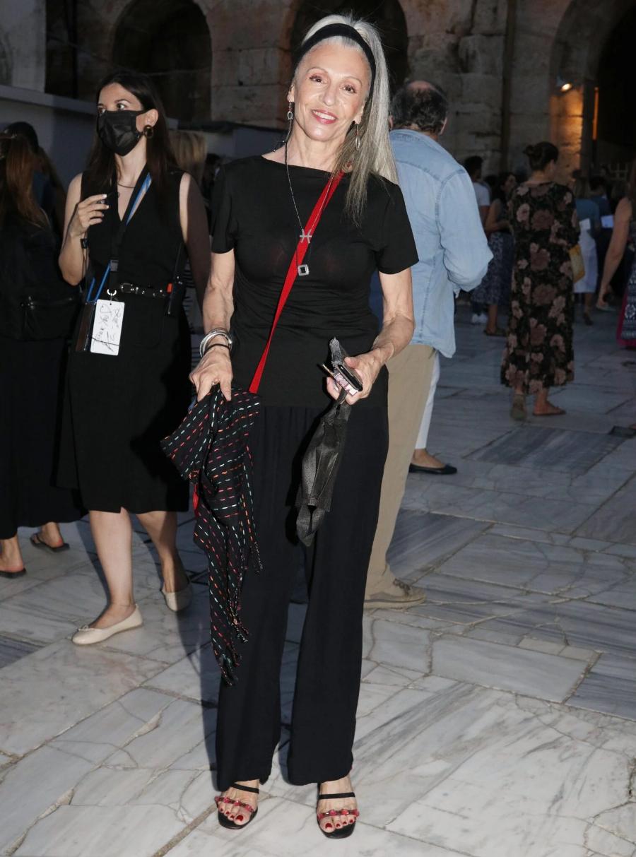 Με νέο επάγγελμα και άσπρα μαλλιά: Αγνώριστη η “Ζέτα” 22 χρόνια μετά από το 10 Λεπτά Κήρυγμα