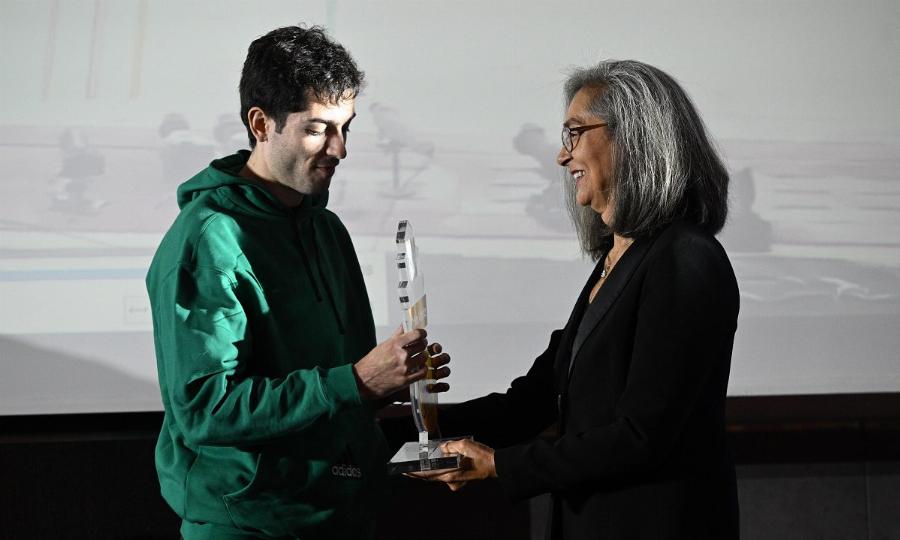 Χίλια μπράβο Μίλτο: Βραβεύτηκε κορυφαίος αθλητής στα Βαλκάνια για το 2022